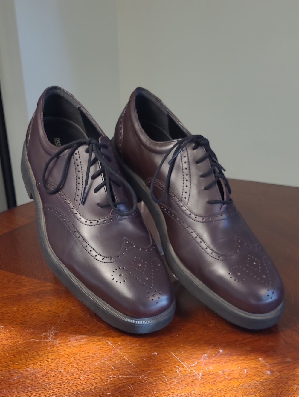 Burgundy Leather Rockport DresSport Wingtip Dress Shoes Size 12